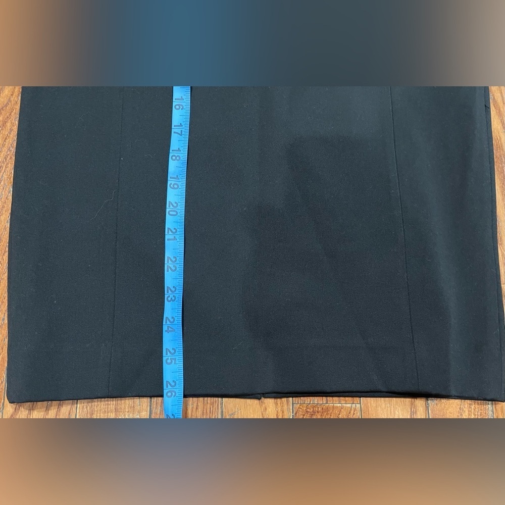 Express Classic Black Midi Skirt - Picture 4 of 8